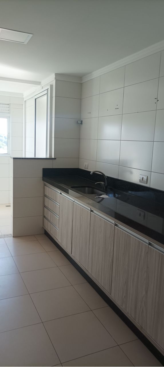 Apartamento Duplex para venda no bairro Zona 07 de Maringá - Foto 6