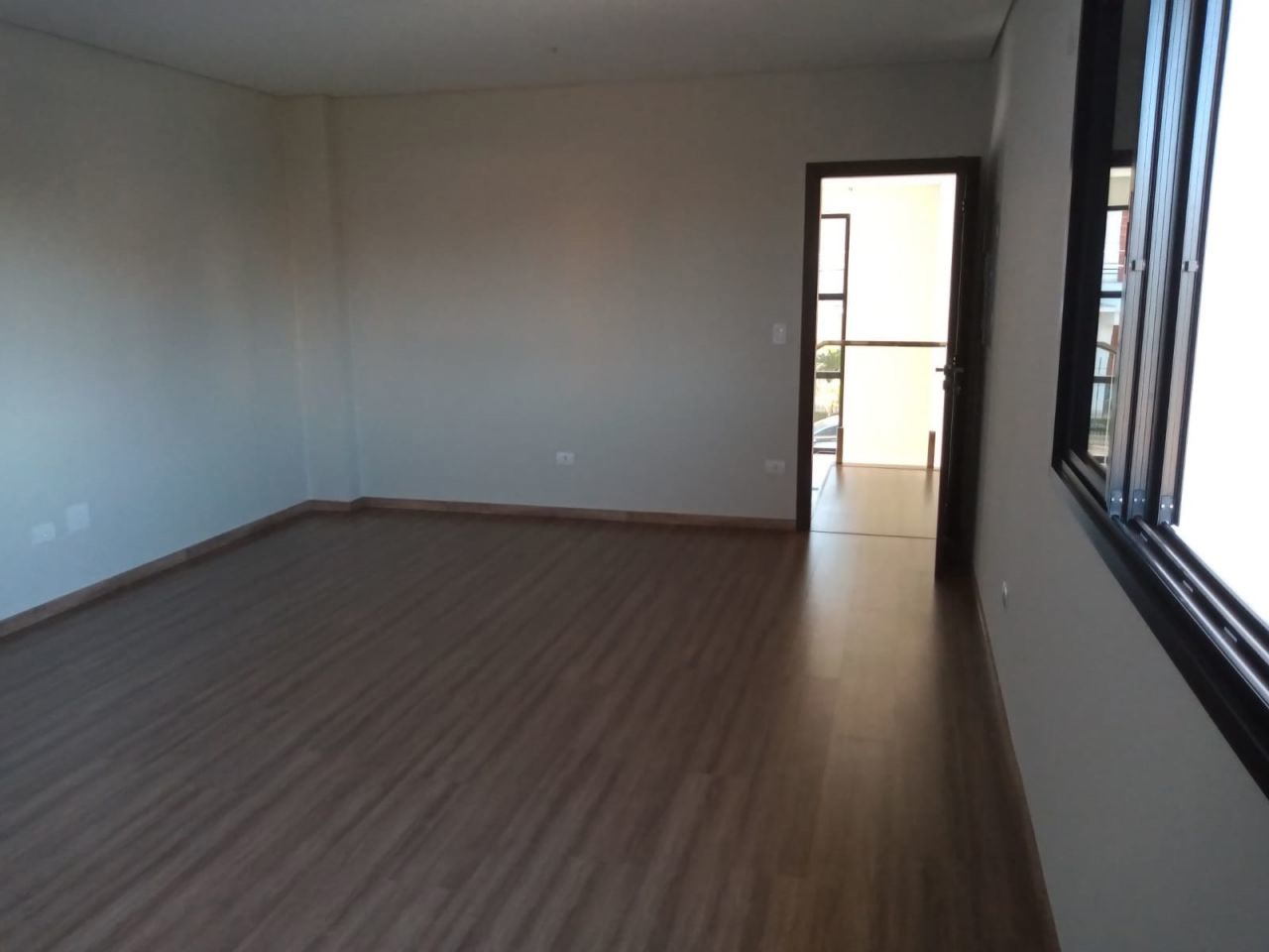 Sobrado para venda no bairro Jardim Cidade Monções de Maringá - Foto 19