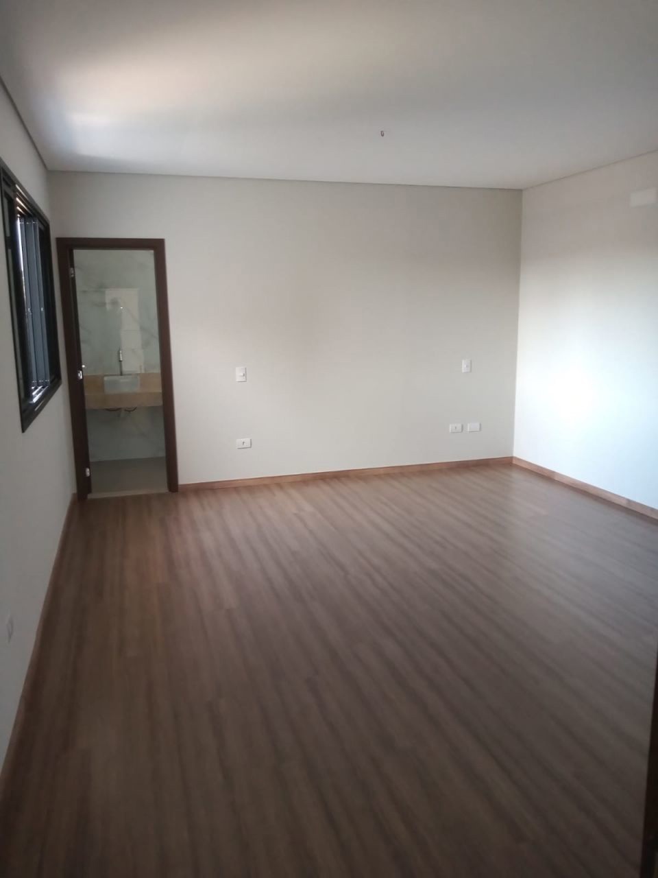 Sobrado para venda no bairro Jardim Cidade Monções de Maringá - Foto 20
