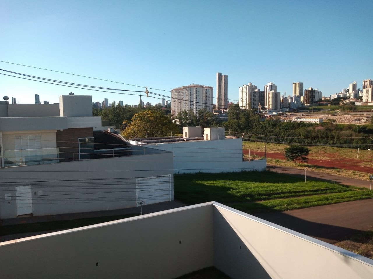 Sobrado para venda no bairro Jardim Cidade Monções de Maringá - Foto 30