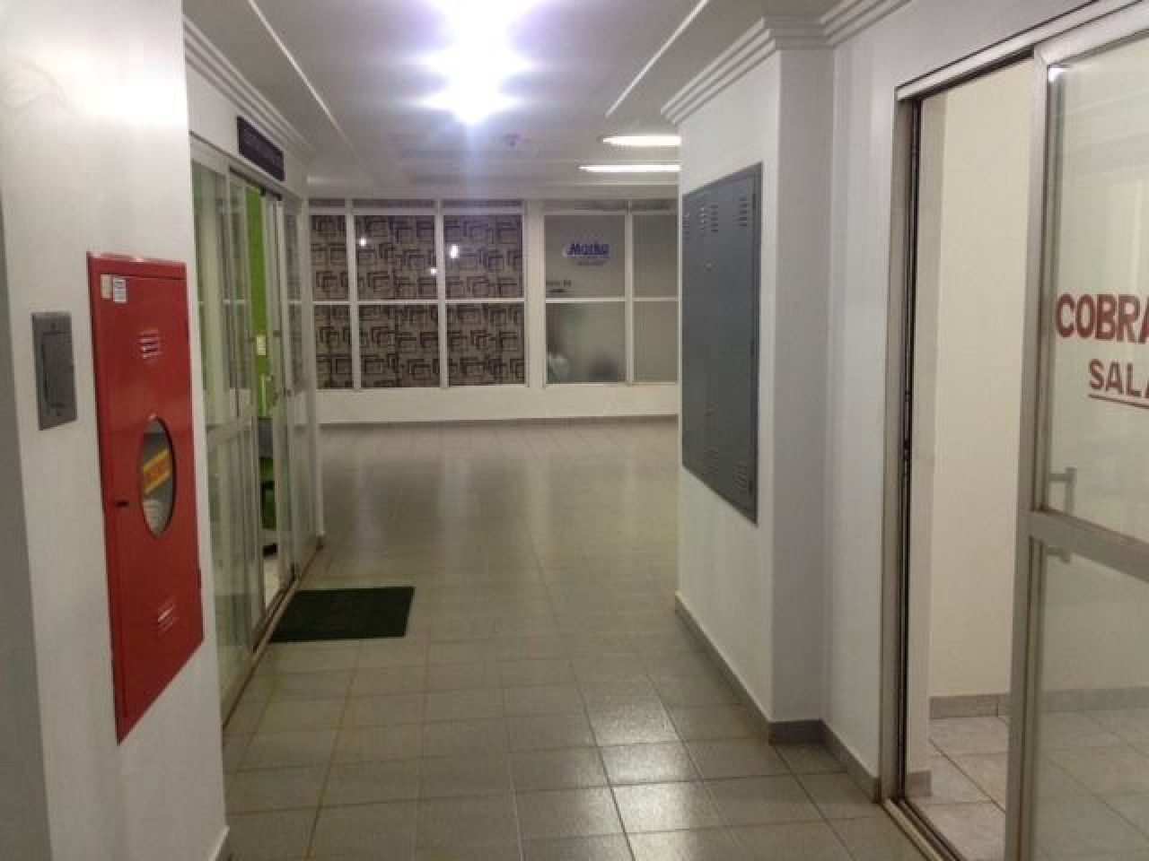Cjto Comercial_sala para venda no bairro Zona 01 Centro de Maringá - Foto 8