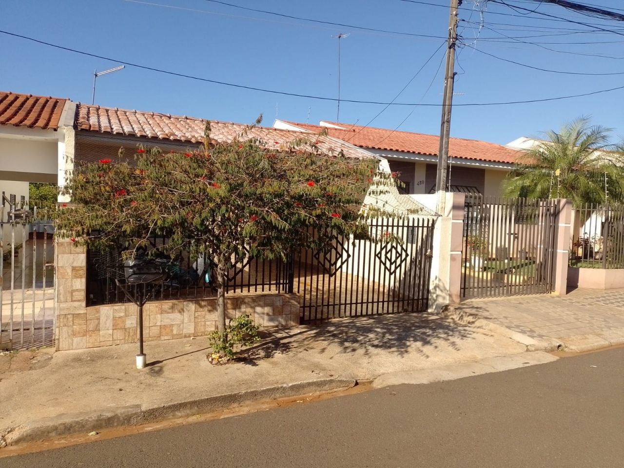 Casa Residencial para venda no Jardim America em Maringá com 70m² por R$ 350.000,00