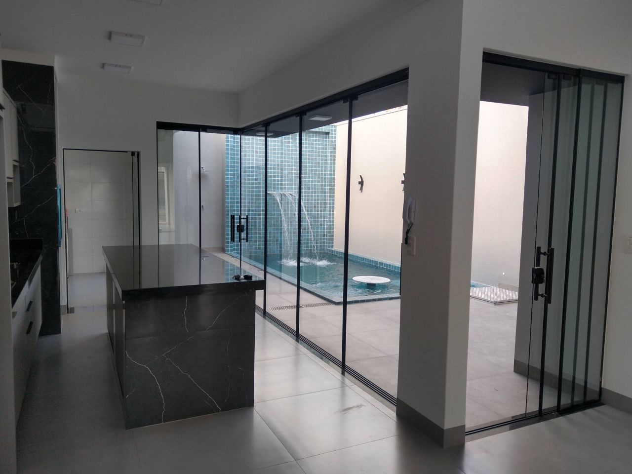 Casa Residencial para venda no bairro Jardim Oriental de Maringá - Foto 8