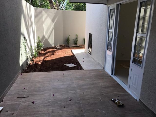 Sobrado para venda no bairro Conjunto Habitacional Inocente Vila de Maringá - Foto 10