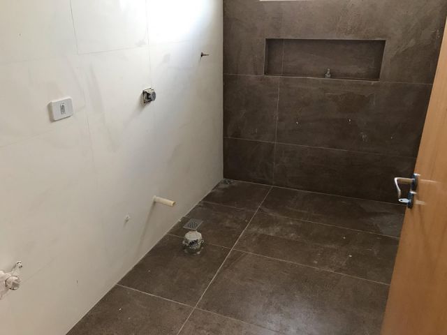 Sobrado para venda no bairro Conjunto Habitacional Inocente Vila de Maringá - Foto 13