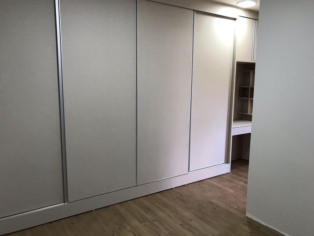 Sobrado para venda no bairro Conjunto Habitacional Inocente Vila de Maringá - Foto 14