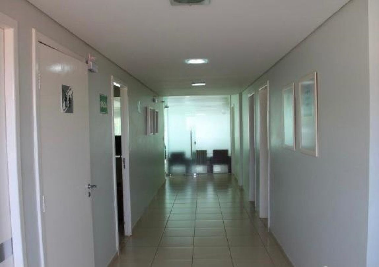 Sala Comercial para venda no bairro Zona 05 de Maringá - Foto 5