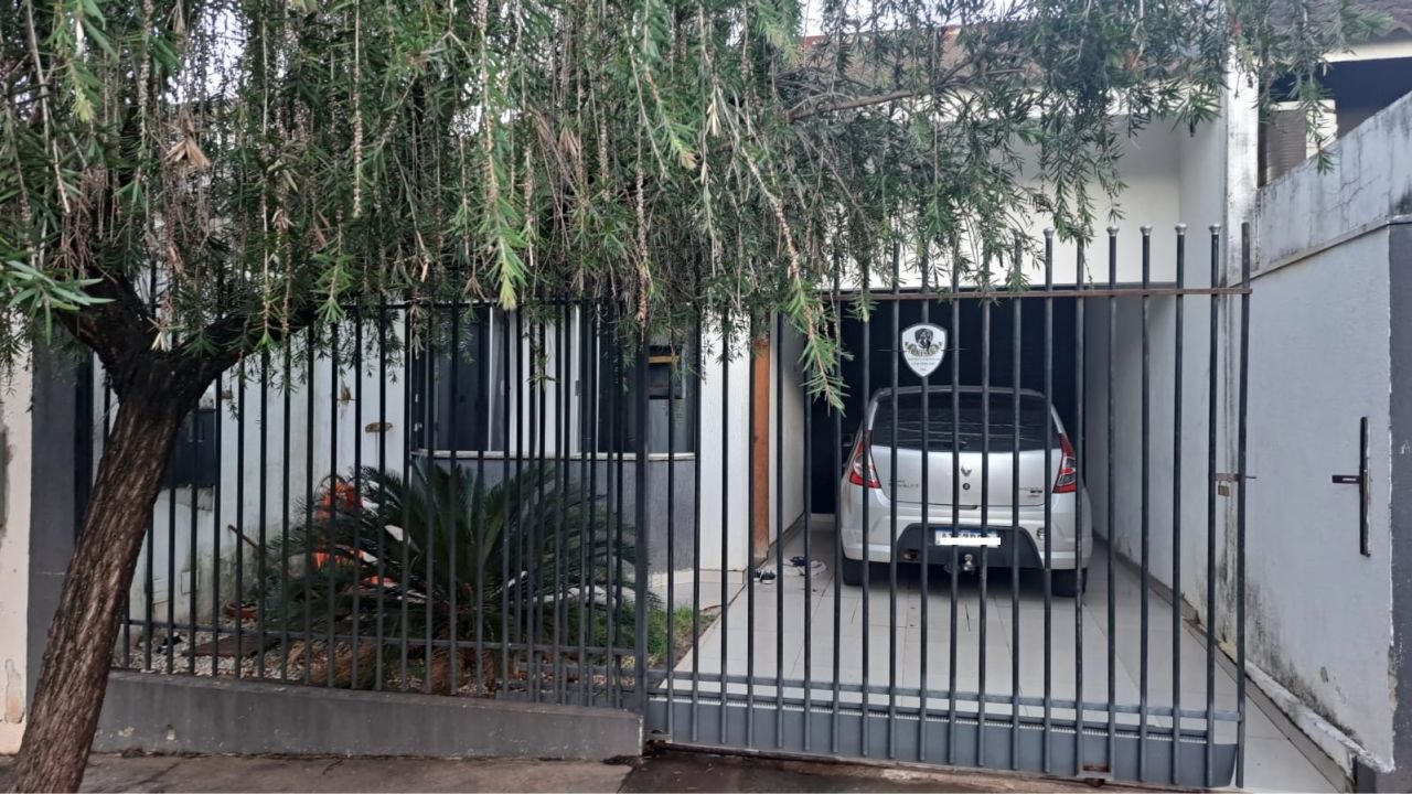 Casa Residencial para venda no Loteamento Madrid em Maringá com 130m² por R$ 350.000,00