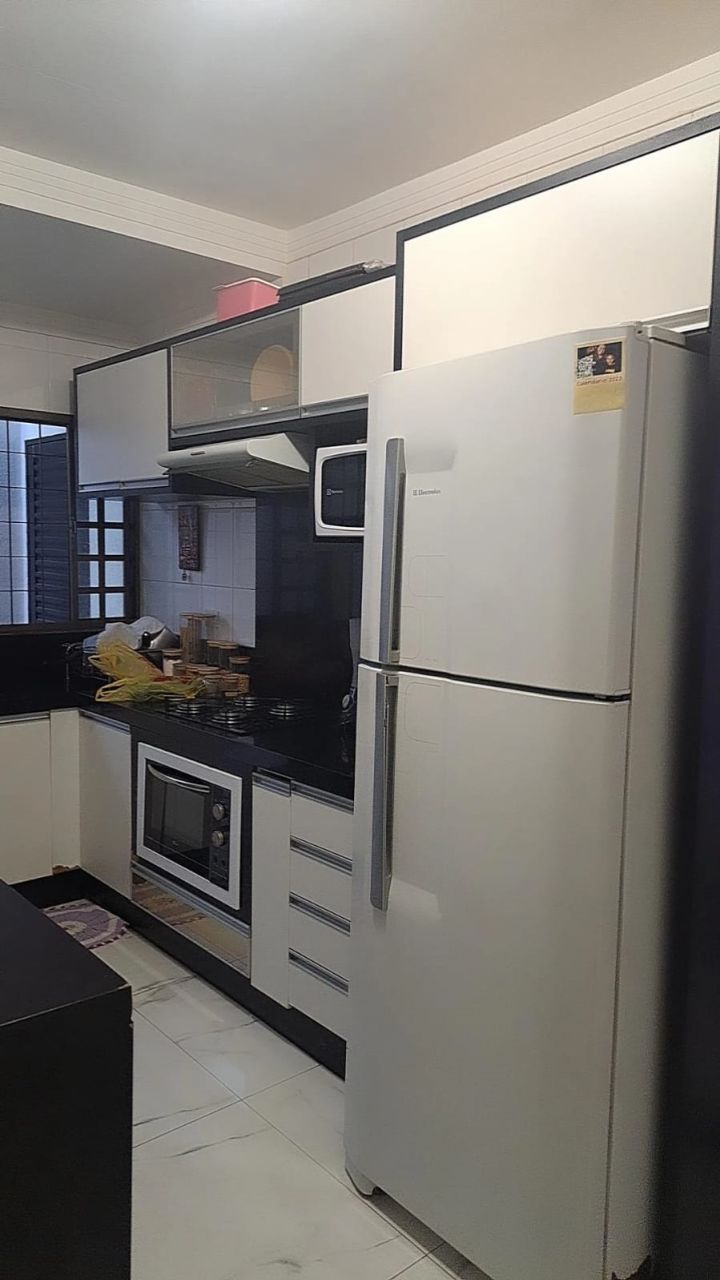 Casa Residencial para venda no bairro Loteamento Madrid de Maringá - Foto 6