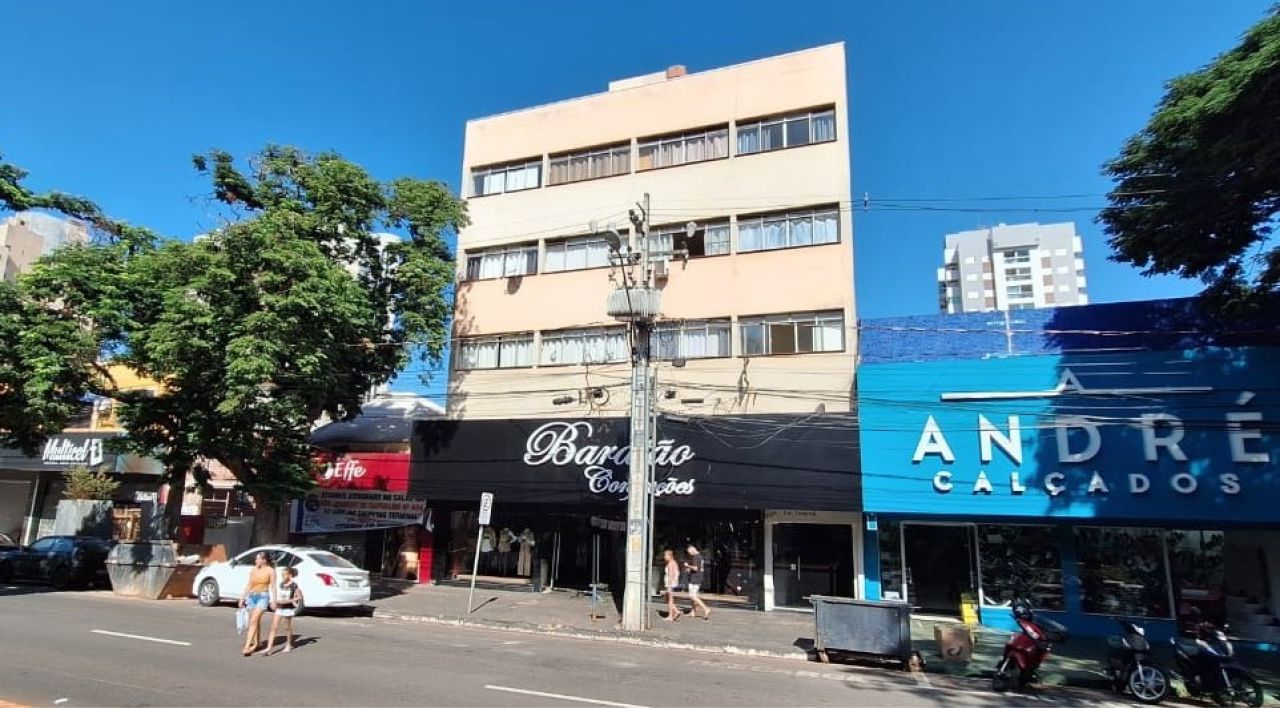 Apartamento para venda no Zona 01 Centro em Maringá com 110,3m² por R$ 325.000,00
