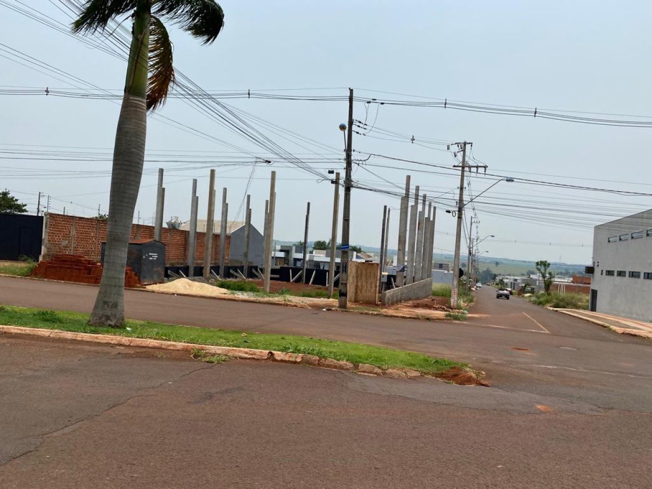 Galpão Comercial para venda no Jardim Munique em Maringá com 604m² por R$ 1.600.000,00