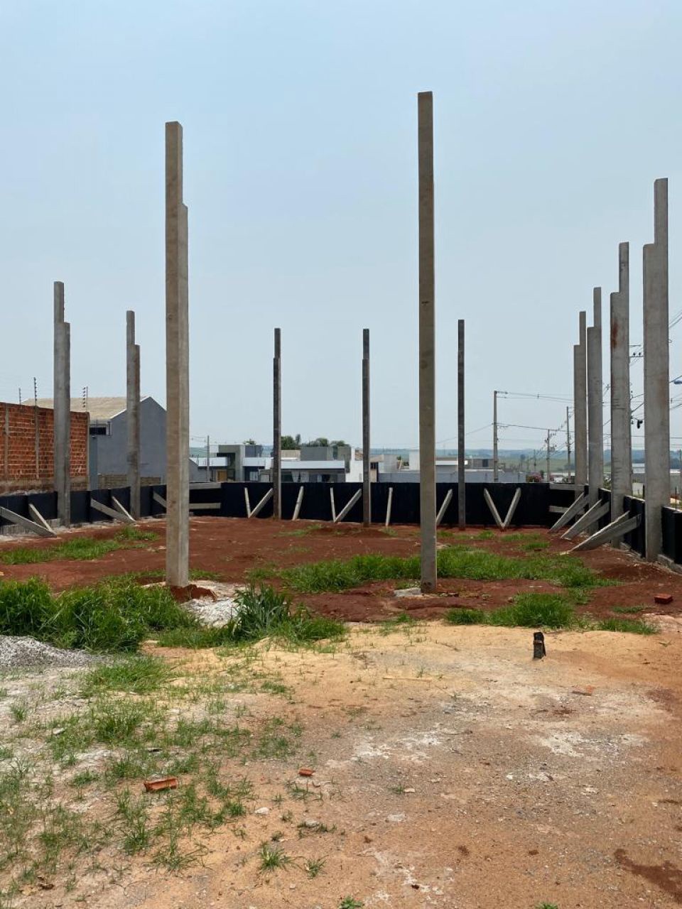 Galpão Comercial para venda no bairro Jardim Munique de Maringá - Foto 4