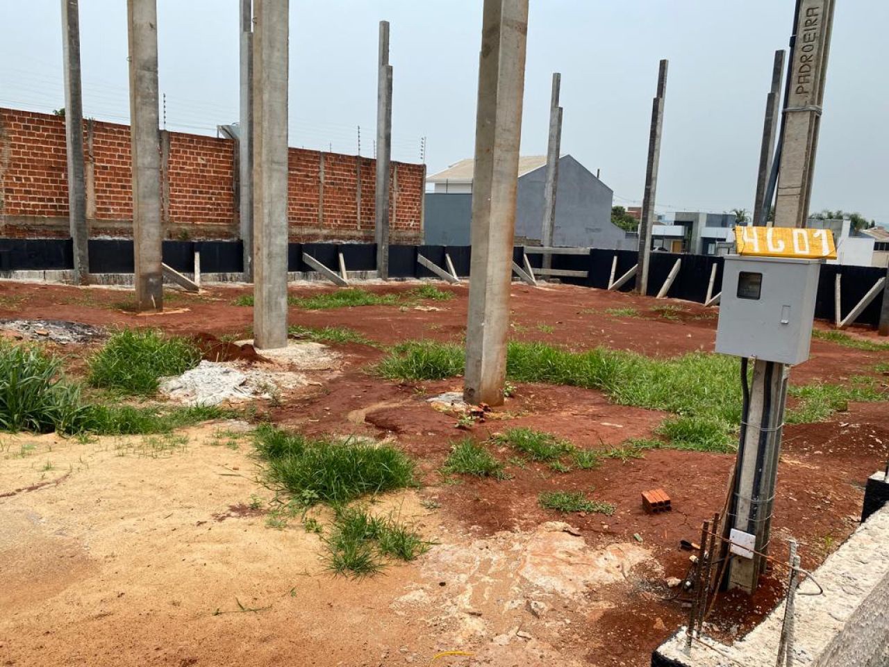 Galpão Comercial para venda no bairro Jardim Munique de Maringá - Foto 6