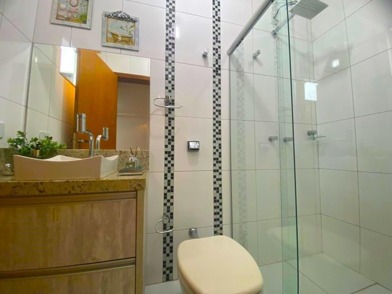 Casa Residencial para venda no bairro Jardim Paris III de Maringá - Foto 9