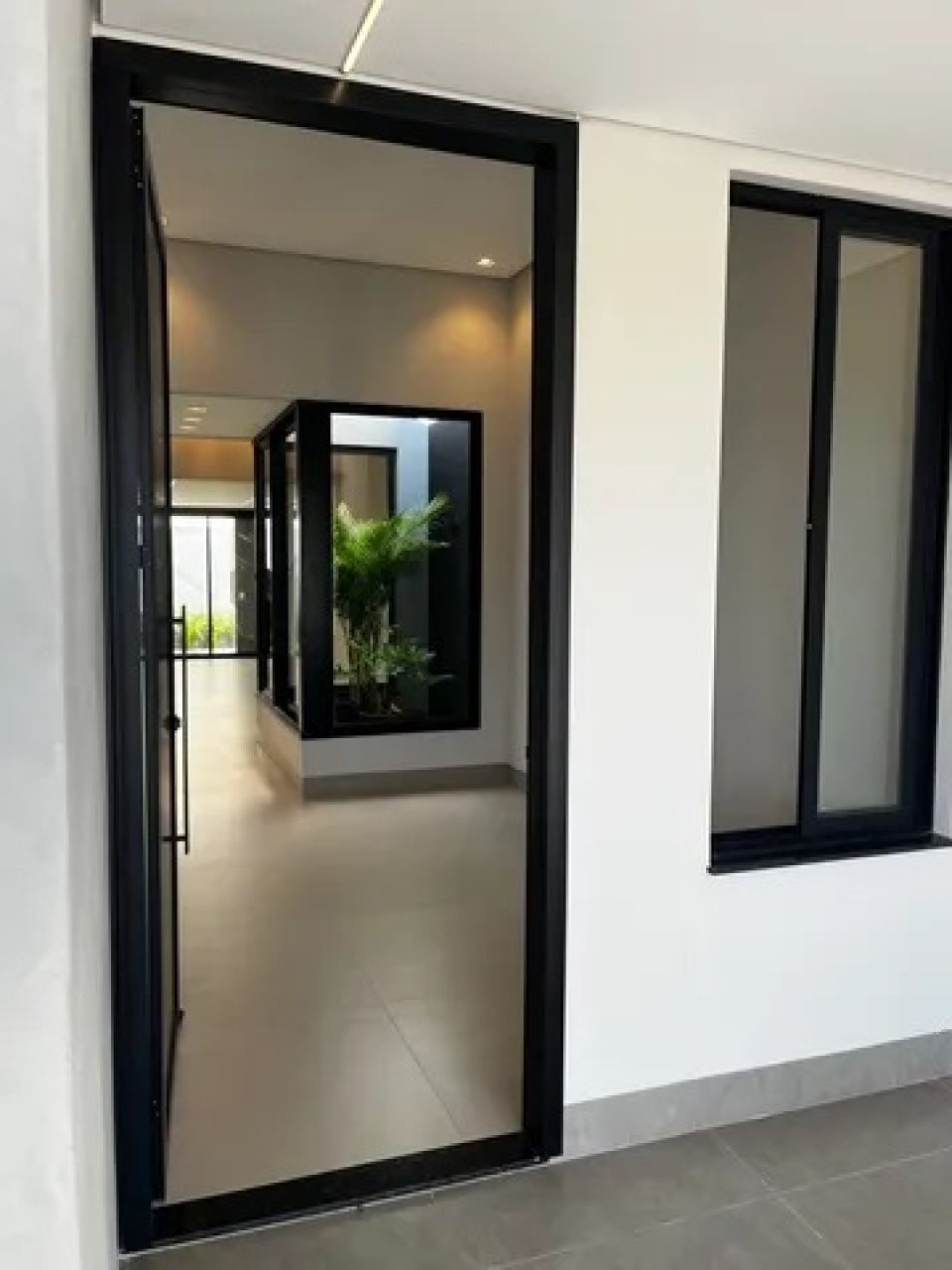 Casa Residencial para venda no Jardim Paris em Maringá com 107m² por R$ 679.000,00