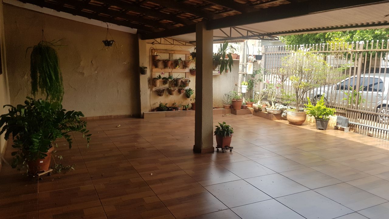 Casa Residencial para venda no Jardim Pioneiros em Paiçandu com 230m² por R$ 350.000,00