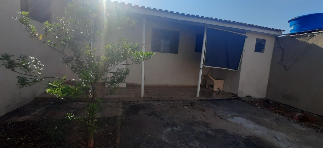 Casa Residencial para venda no bairro Conjunto Habitacional Inocente Vila de Maringá - Foto 16