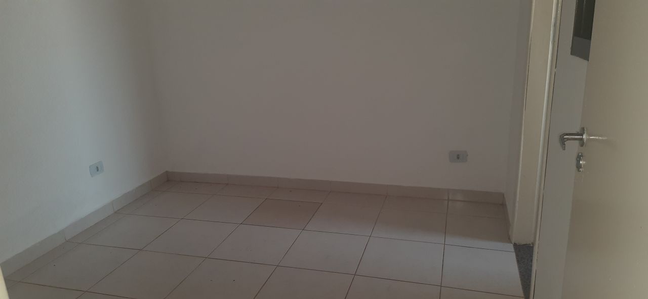 Casa Residencial para venda no bairro Conjunto Habitacional Inocente Vila de Maringá - Foto 20