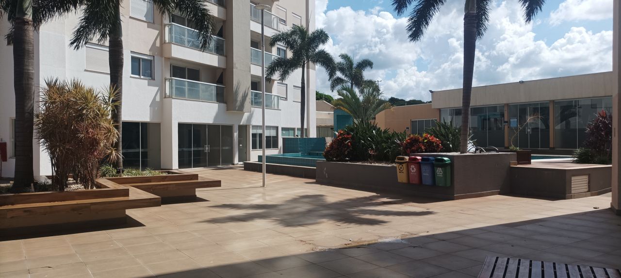 Apartamento para venda no Parque Industrial em Maringá com 155,08m² por R$ 651.000,00