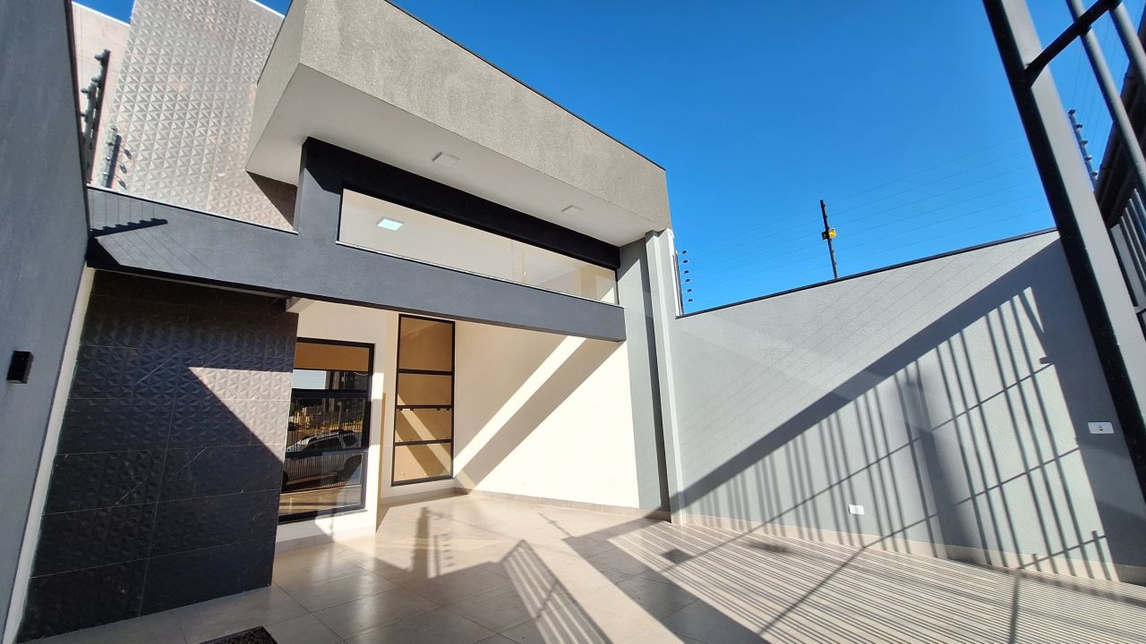 Casa Residencial para venda no Parque Industrial em Maringá com 1.325,5m² por R$ 680.000,00