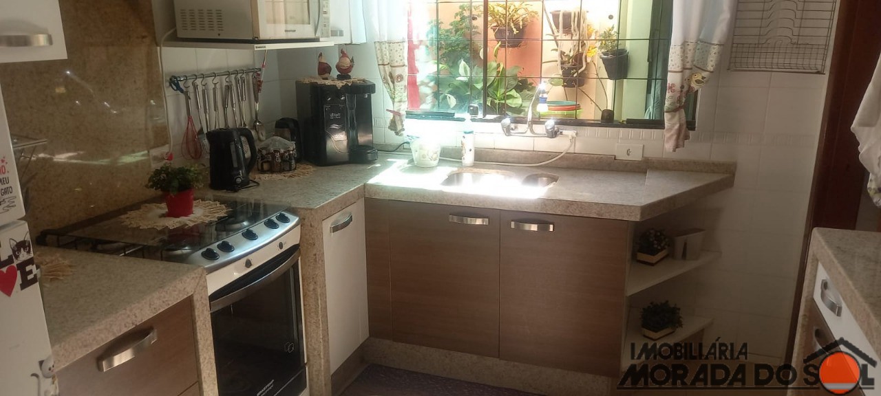 Sobrado para venda no bairro Vila Emília de Maringá - Foto 7