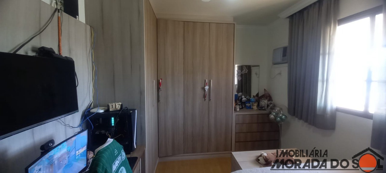 Sobrado para venda no bairro Vila Emília de Maringá - Foto 21