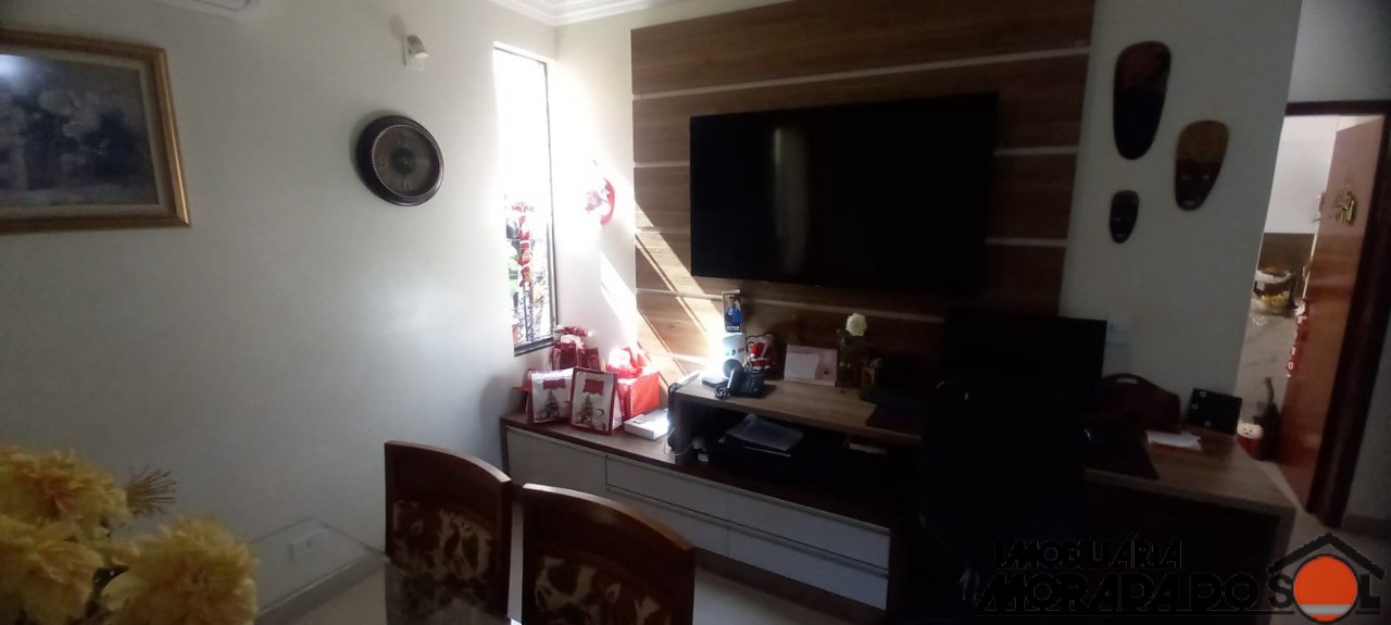 Sobrado para venda no bairro Vila Emília de Maringá - Foto 33