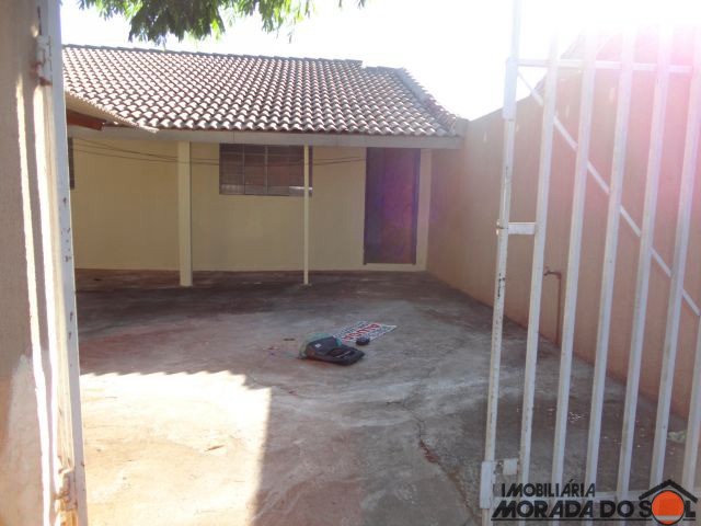 Casa Residencial para venda no Conjunto Habitacional Requião em Maringá com 135,39m² por R$ 250.000,00