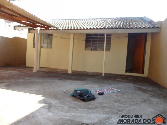 Casa Residencial para venda no Conjunto Habitacional Requião em Maringá com 135,39m² por R$ 250.000,00