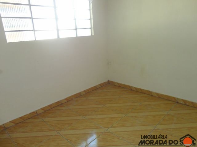 Casa Residencial para venda no bairro Conjunto Habitacional Requião de Maringá - Foto 13