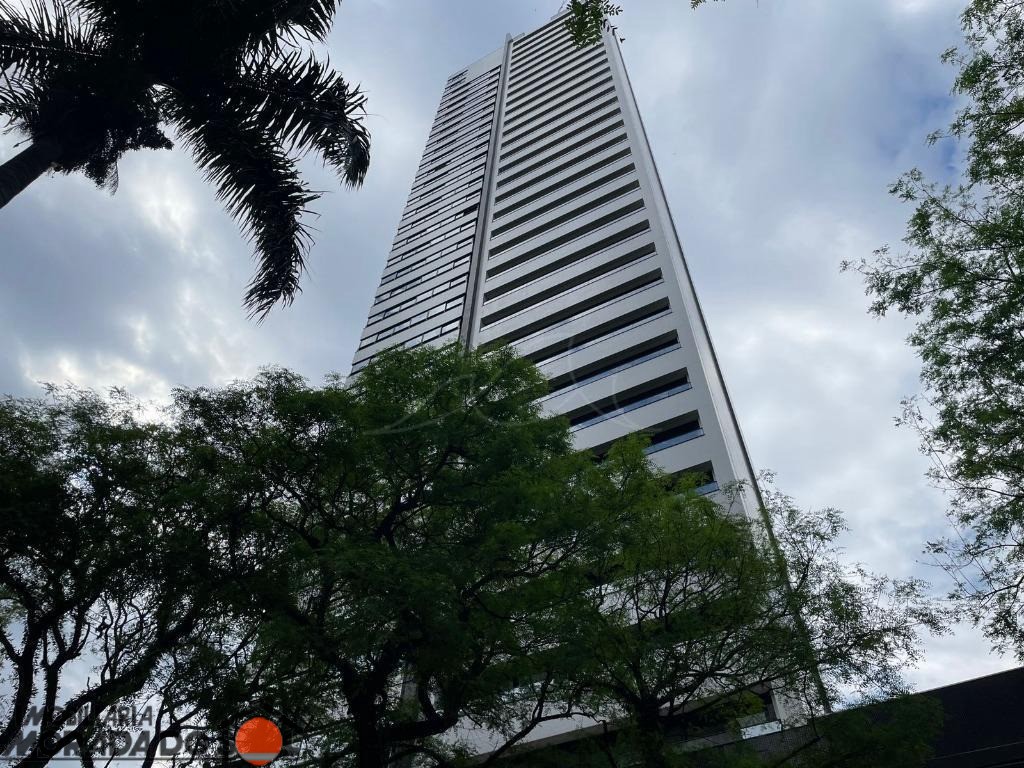 Apartamento para venda no Zona 01 Centro em Maringá com 389,69m² por R$ 2.500.000,00