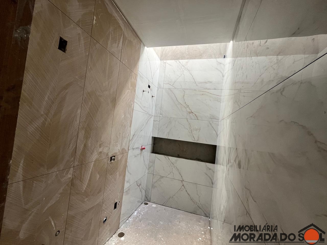 Casa Residencial para venda no bairro Jardim Iguaçu de Maringá - Foto 12