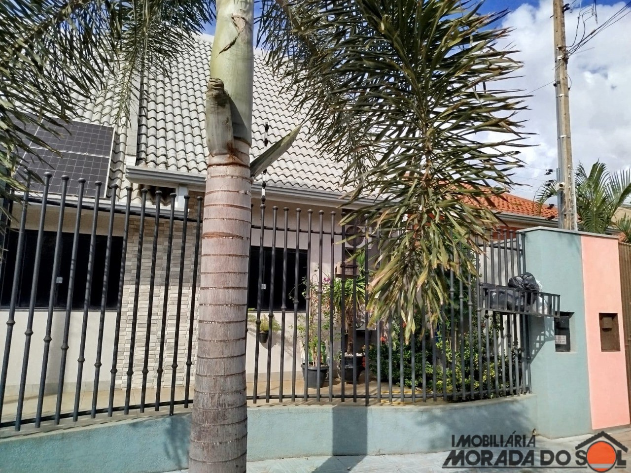Casa à venda em Parque Pioneiros, Sarandi — Portal Chave Fácil