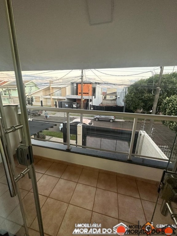 Sobrado para venda no bairro Jardim Iguaçu de Maringá - Foto 8