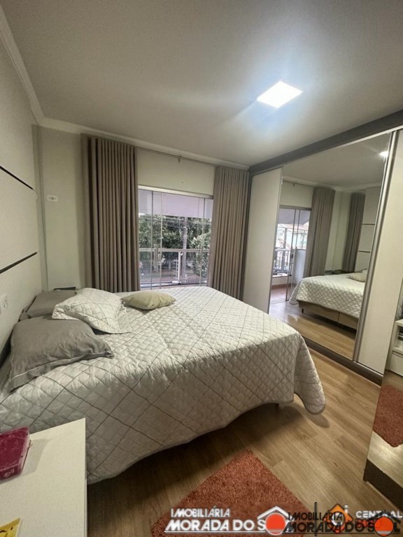Sobrado para venda no bairro Jardim Iguaçu de Maringá - Foto 10