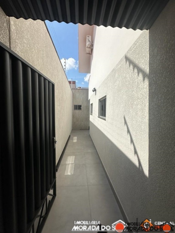 Sobrado para venda no bairro Jardim Iguaçu de Maringá - Foto 19