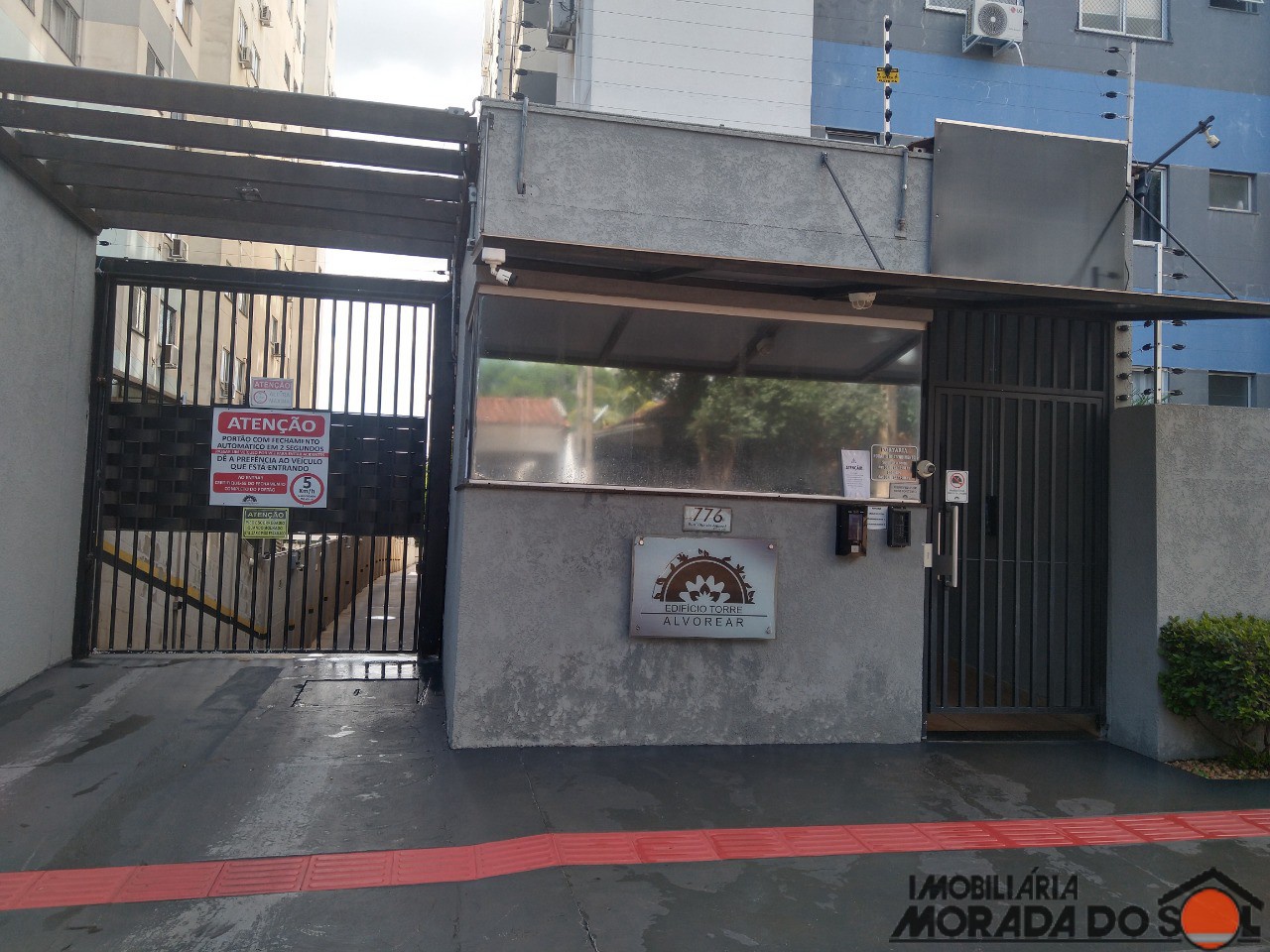 Apartamento para venda no Jardim Alvorada em Maringá com 67,92m² por R$ 240.000,00