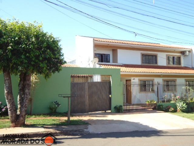 Sobrado para venda no Jardim dos Pássaros em Maringá com 140m² por R$ 650.000,00