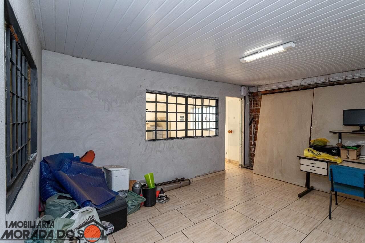 Galpão Comercial para venda no bairro Parque Residencial e Industrial San de Marialva - Foto 6