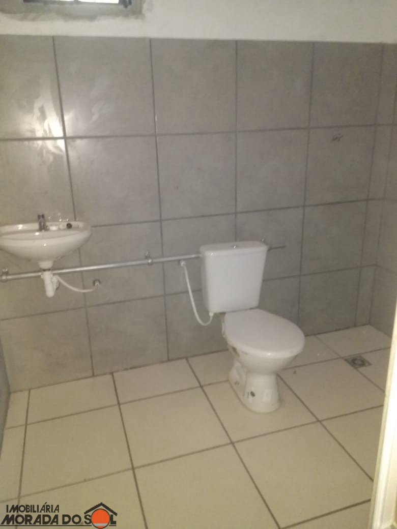 Galpão Comercial para venda no bairro Parque Residencial e Industrial San de Marialva - Foto 5