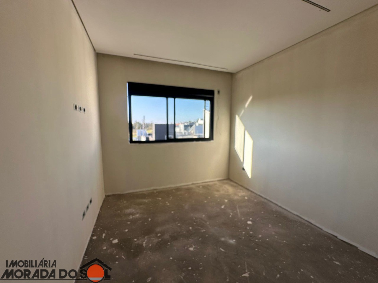 Sobrado para venda no Jardim Munique em Maringá com 261,07m² por R$ 1.580.000,00