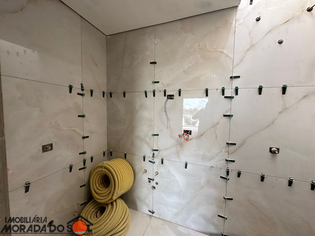Sobrado para venda no bairro Jardim Munique de Maringá - Foto 6
