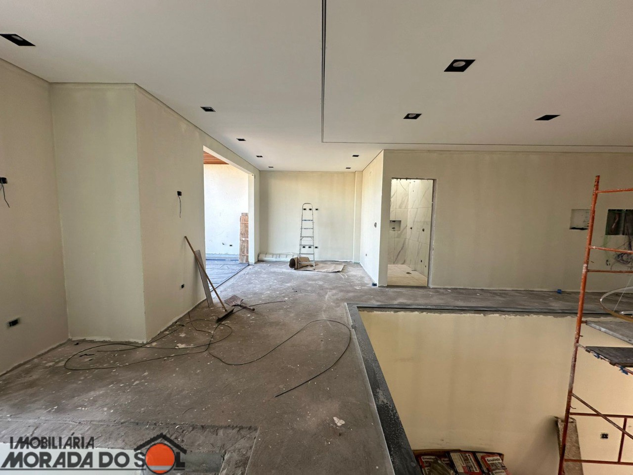 Sobrado para venda no bairro Jardim Munique de Maringá - Foto 10