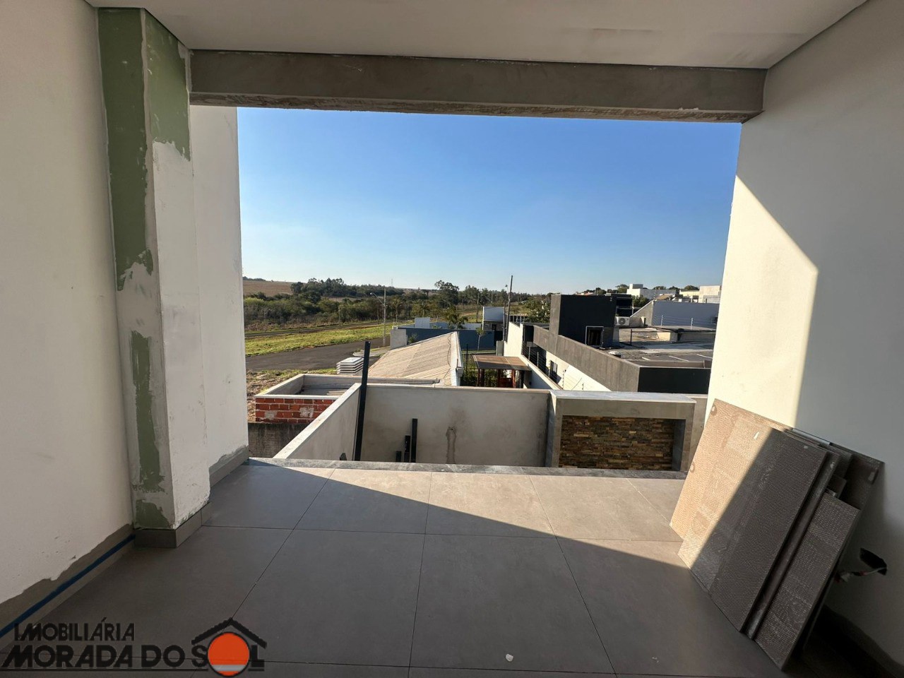 Sobrado para venda no bairro Jardim Munique de Maringá - Foto 13