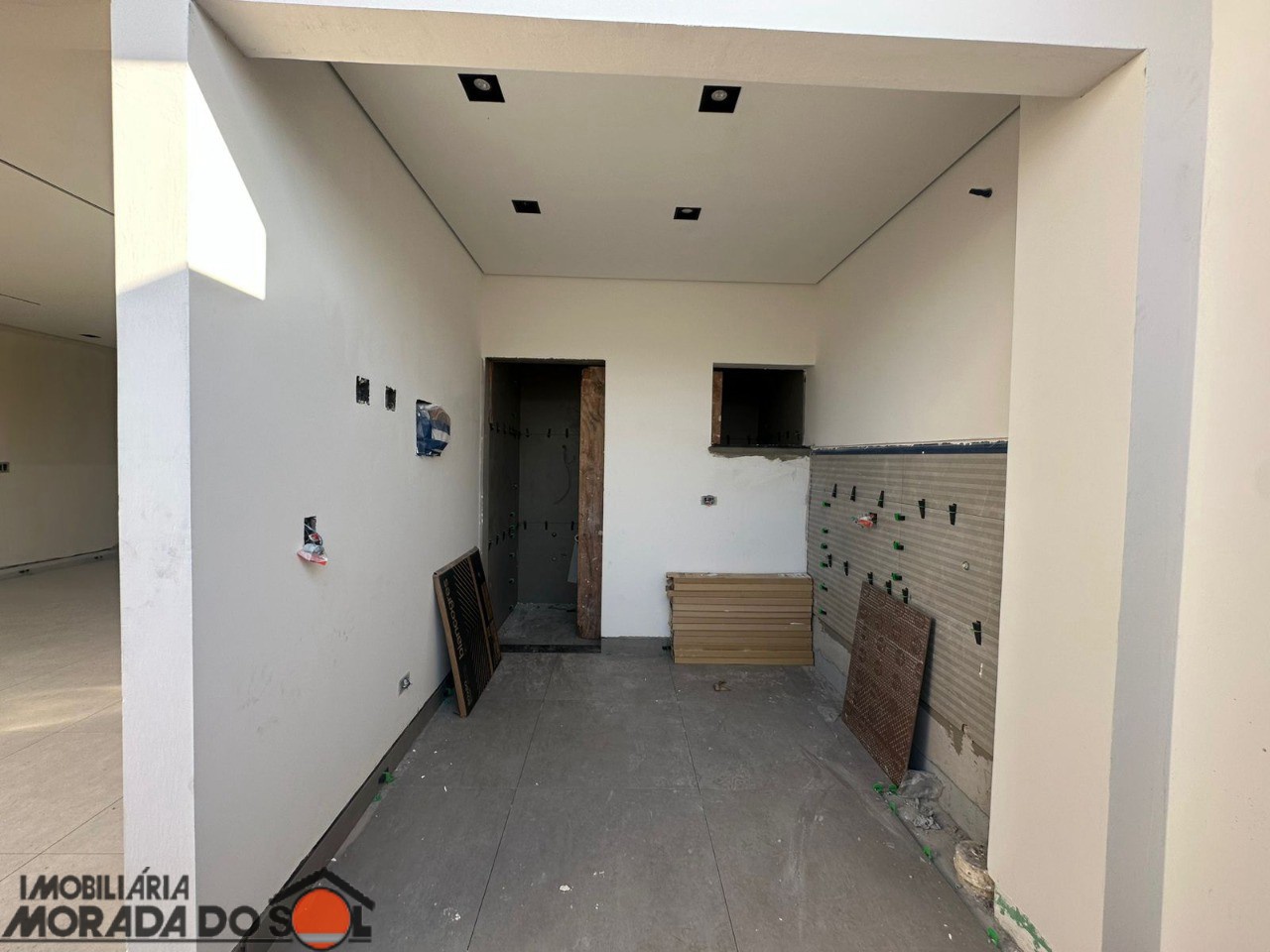 Sobrado para venda no bairro Jardim Munique de Maringá - Foto 14