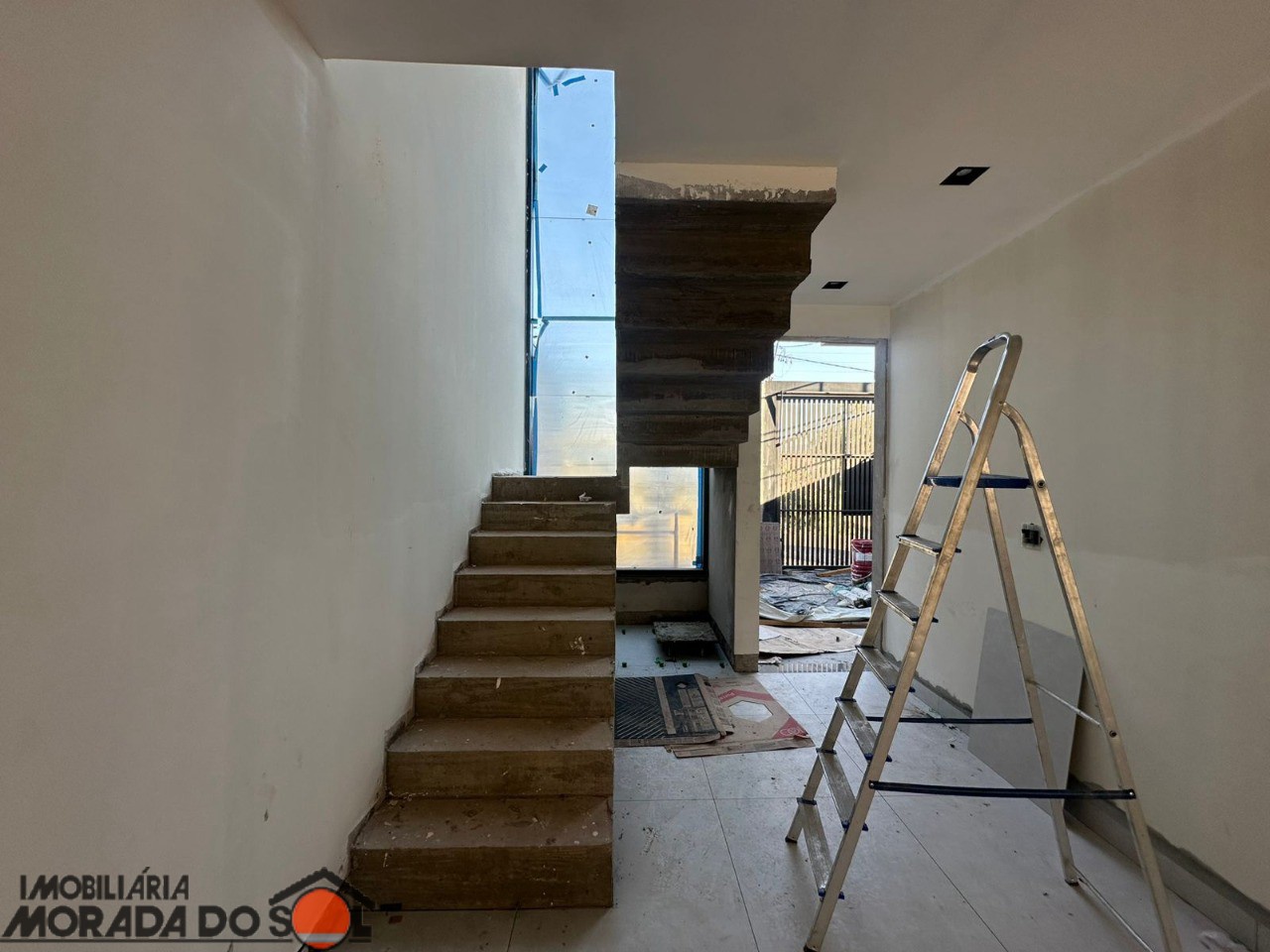 Sobrado para venda no bairro Jardim Munique de Maringá - Foto 26