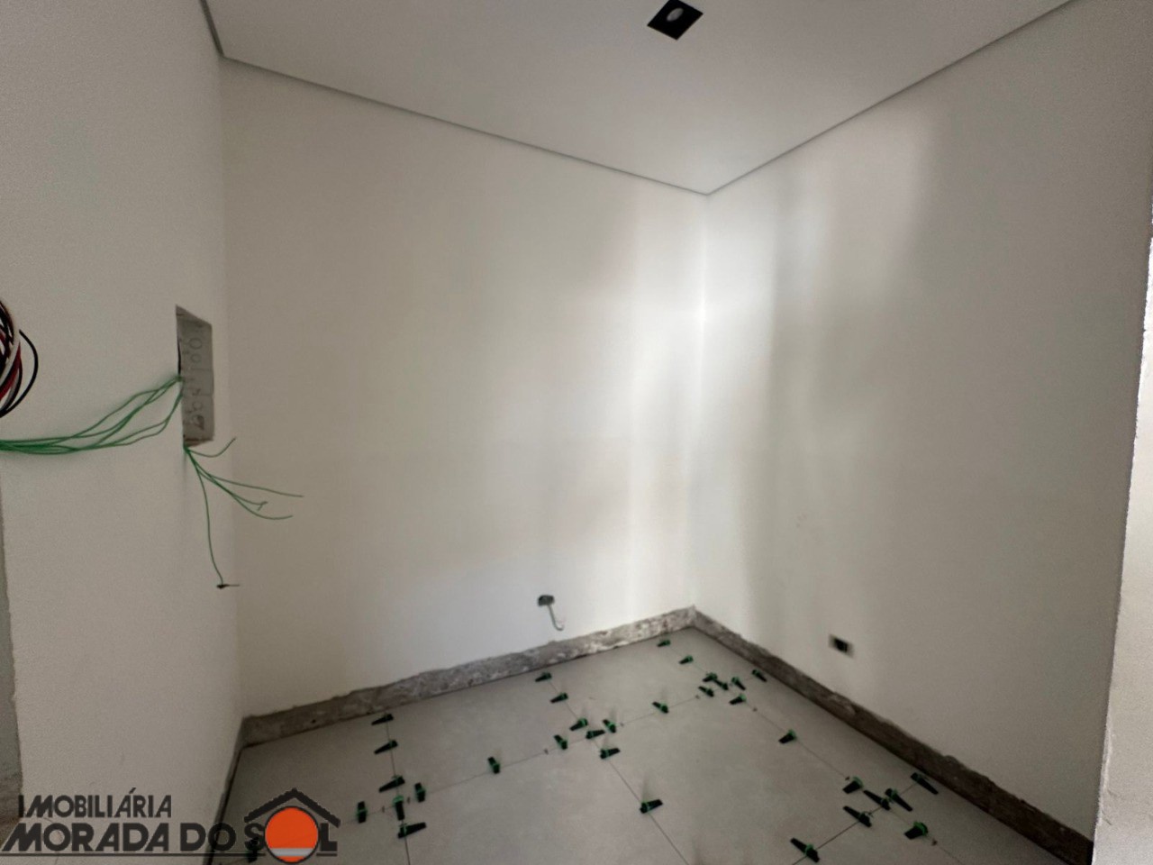 Sobrado para venda no bairro Jardim Munique de Maringá - Foto 34