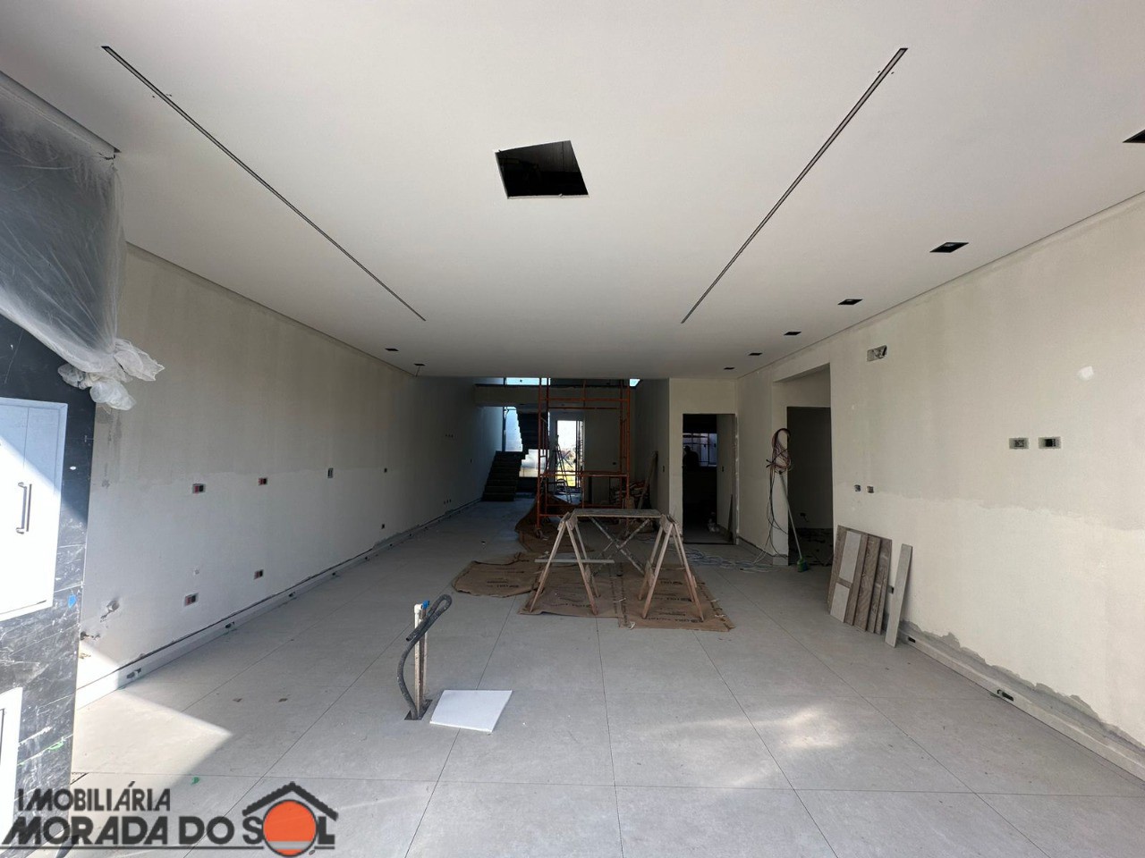 Sobrado para venda no bairro Jardim Munique de Maringá - Foto 35