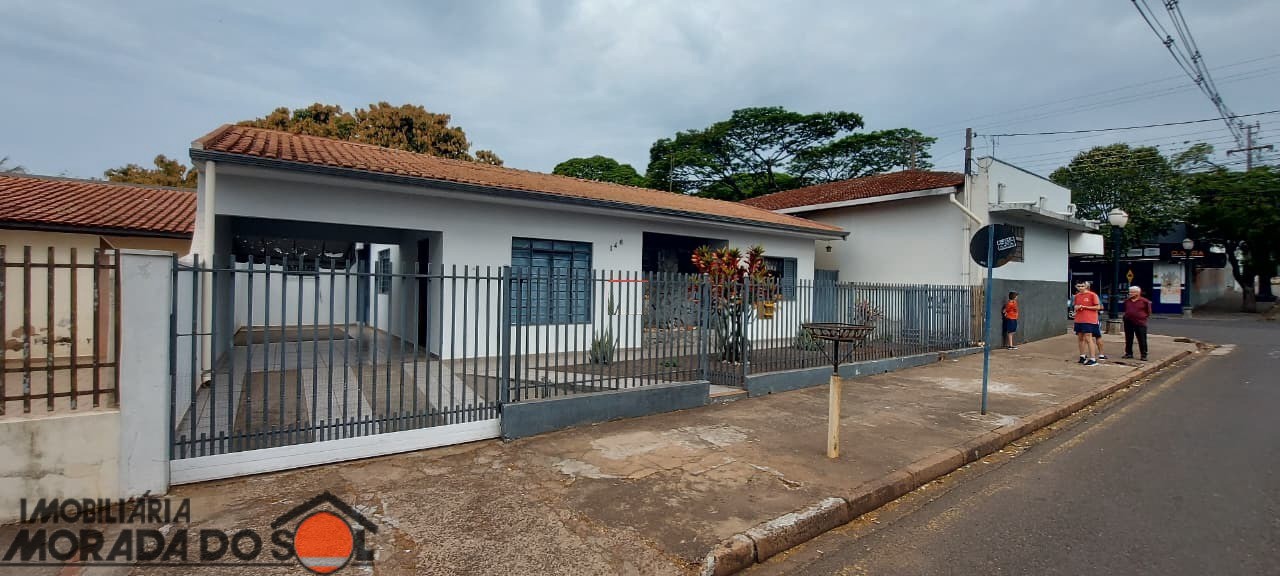 Casa Residencial para venda no bairro Centro de Nova Esperança - Foto 4