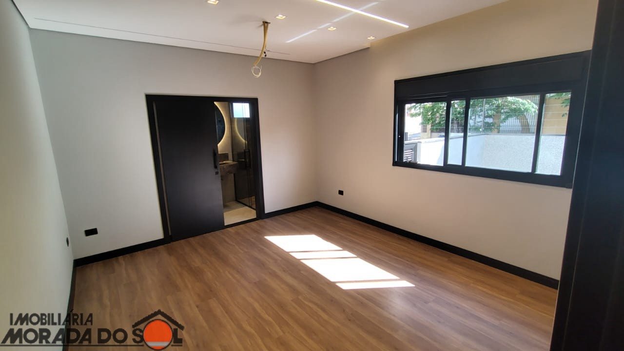 Sobrado para venda no bairro Vila Progresso de Maringá - Foto 9